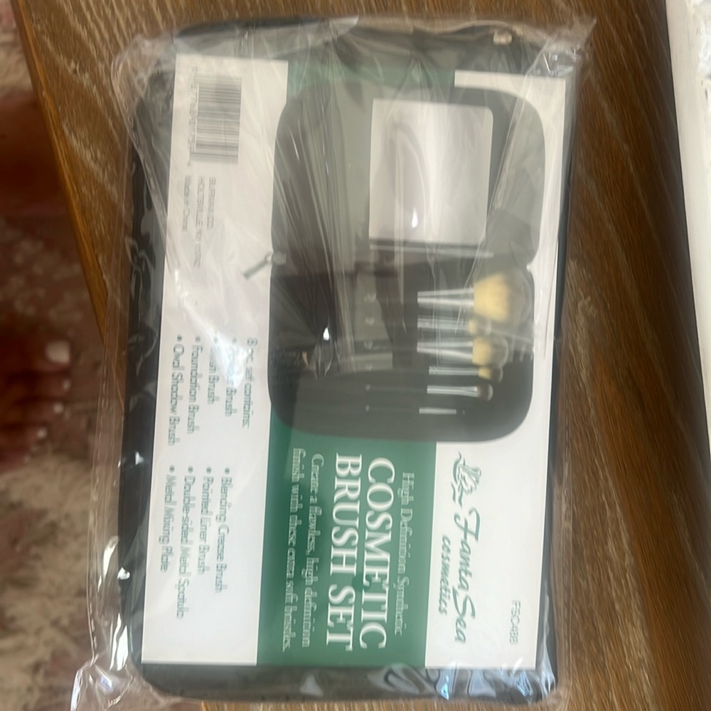 Fanta sea unopened brushes
